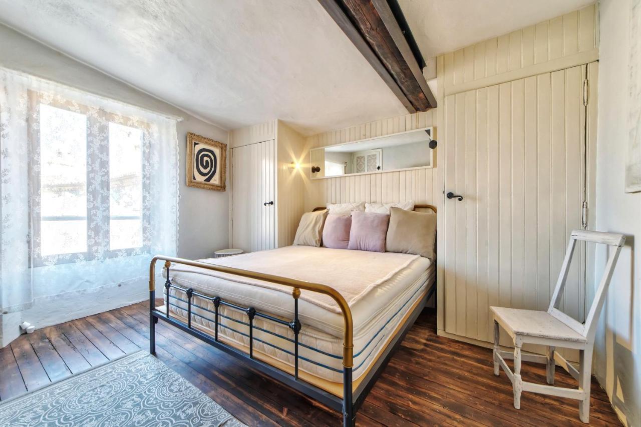 Townhouse Mougins In The Old Village, Fantastic View, Sea And Mountains Esterno foto