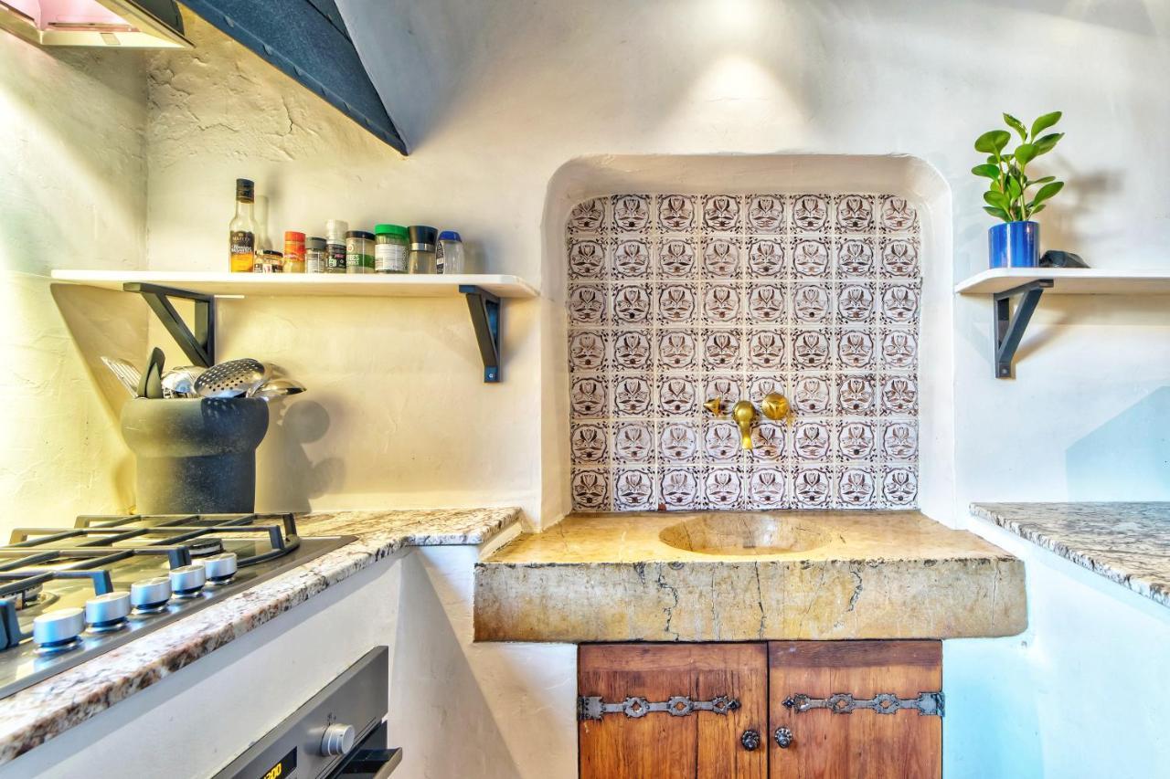 Townhouse Mougins In The Old Village, Fantastic View, Sea And Mountains Esterno foto